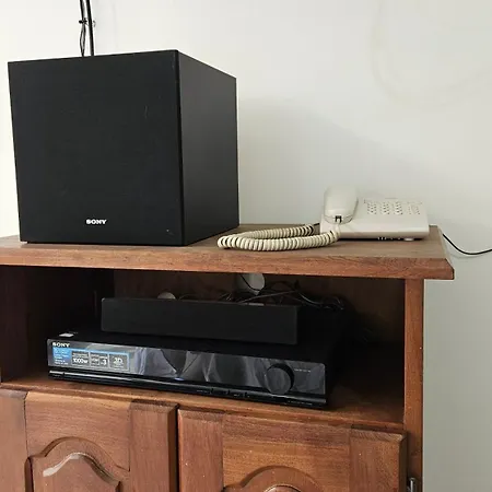 Monoambiente Con Balcon Y Cochera Privada - Tv 50