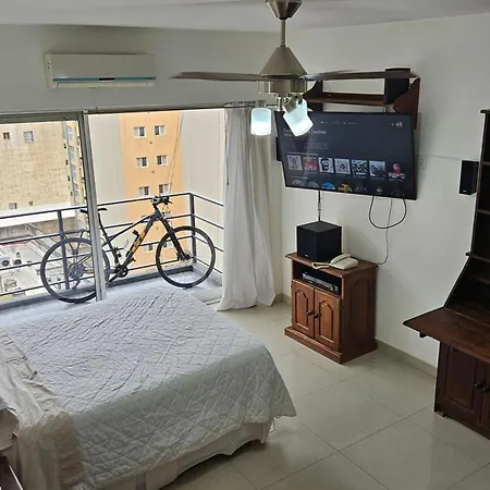 Monoambiente Con Balcon Y Cochera Privada - Tv 50
