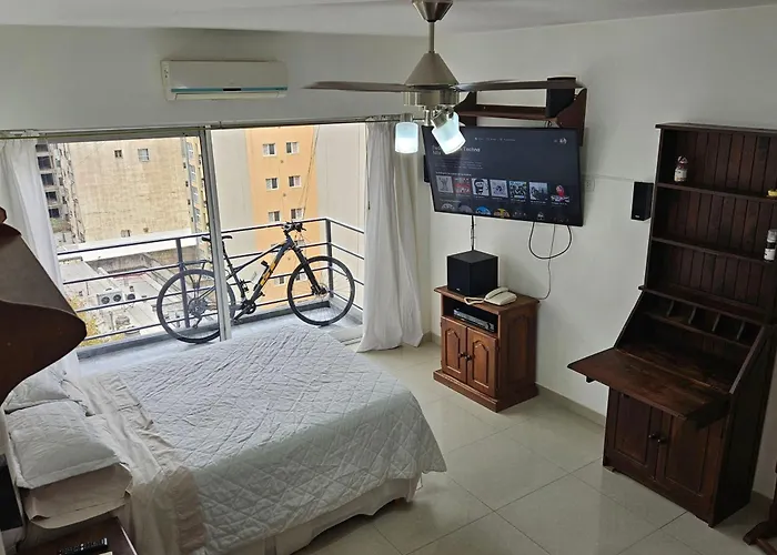 Monoambiente Con Balcon Y Cochera Privada - Tv 50\