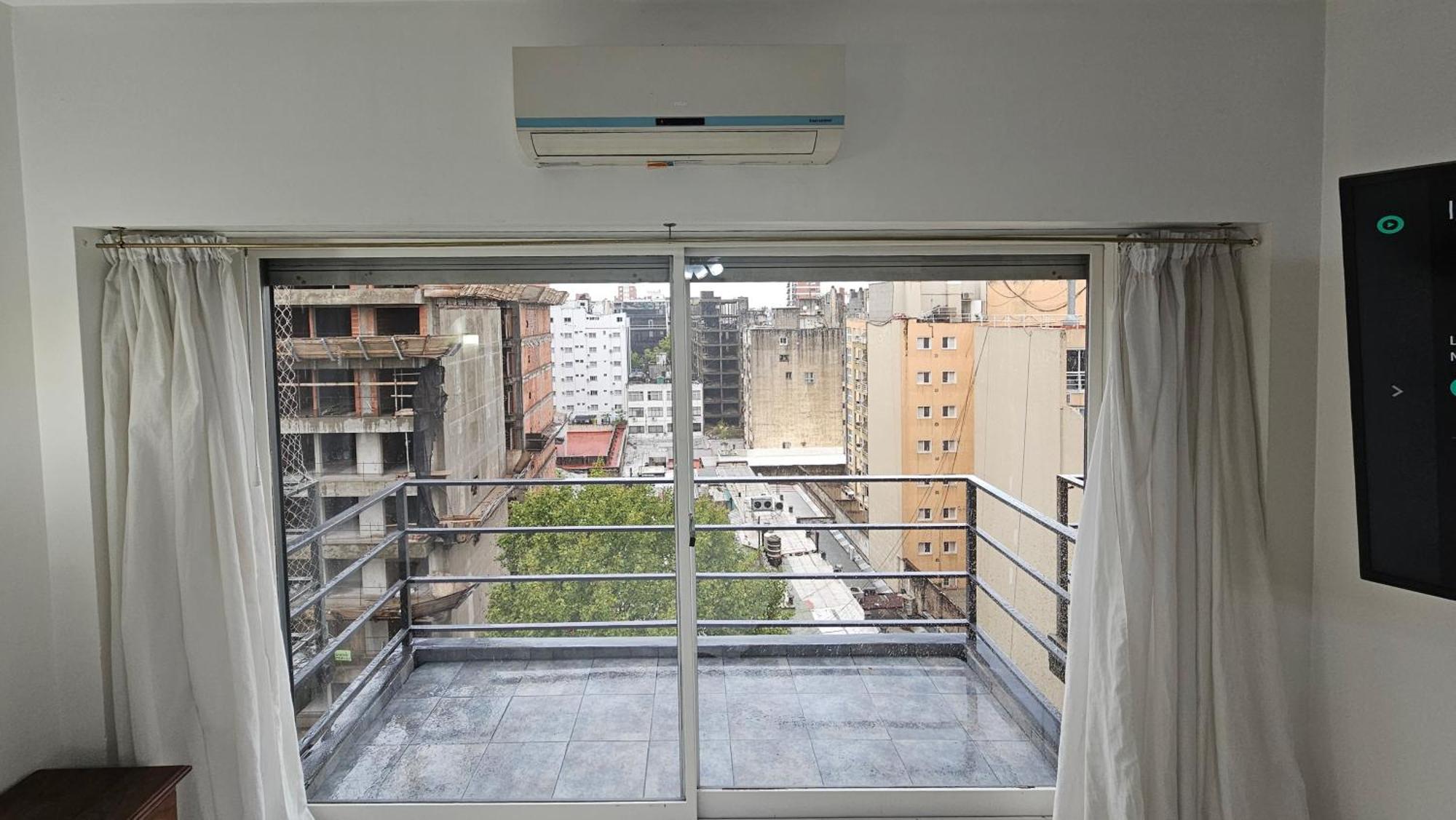 Apartment Monoambiente Con Balcon Y Cochera Privada - Tv 50