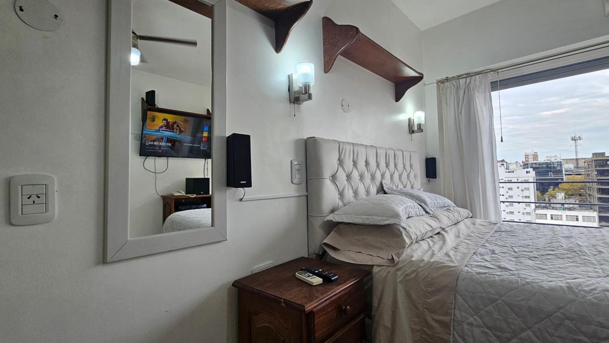 Monoambiente Con Balcon Y Cochera Privada - Tv 50